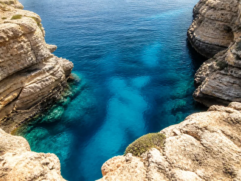 Crystal Lagoon, Comino, another view